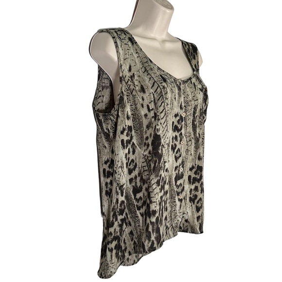 Eage Olive Green & Black Sleeveless Top - Picture 4 of 10